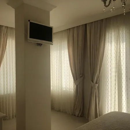 Lara Ilica Hotel Cesme